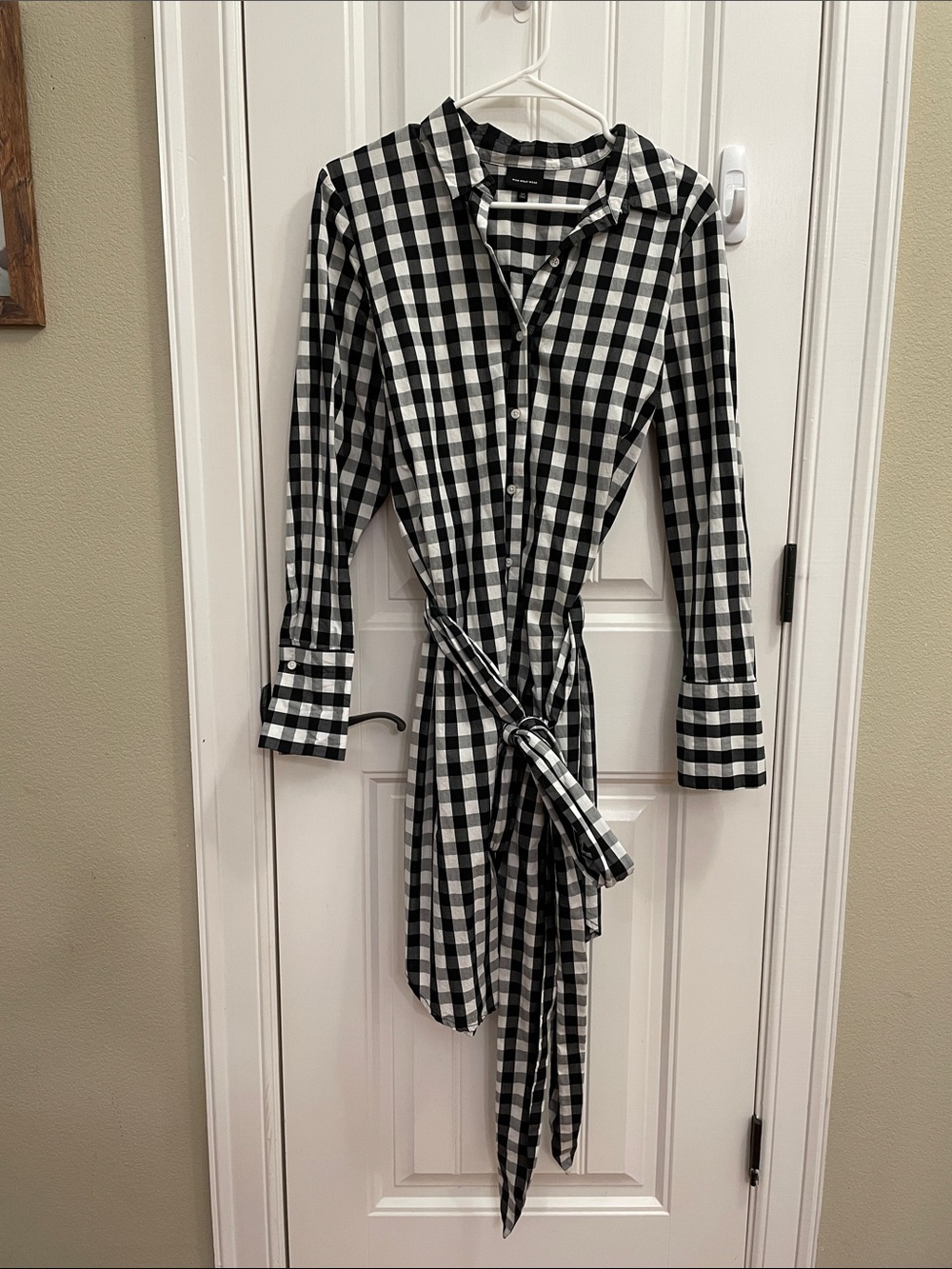 Who What Wear Black & White Gingham Long-Sleeve Shirt Dress with Tie Belt